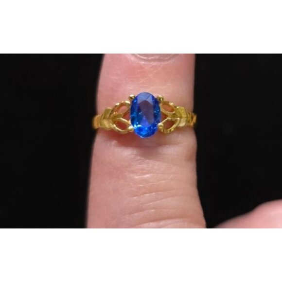 18K GFP Oval Blue Gemstone Ring With Intricate Band Size 2 - Dainty, Small - Picture 7 of 7